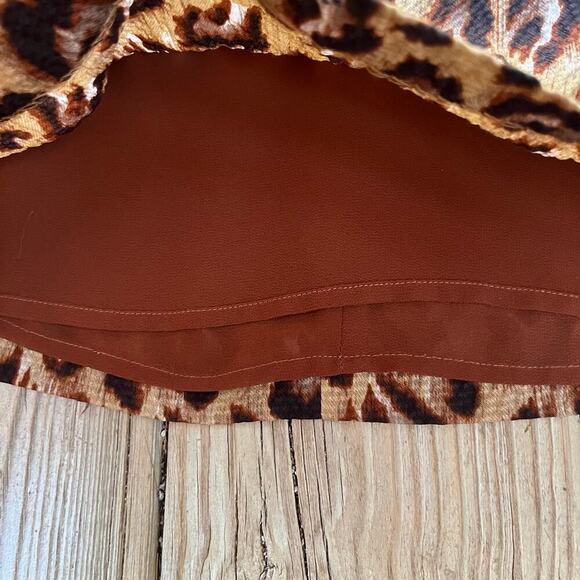 Tory Burch Women's 100% Silk Brown Sleeveless Animal Print Blouse Size 4 - Picture 5 of 8